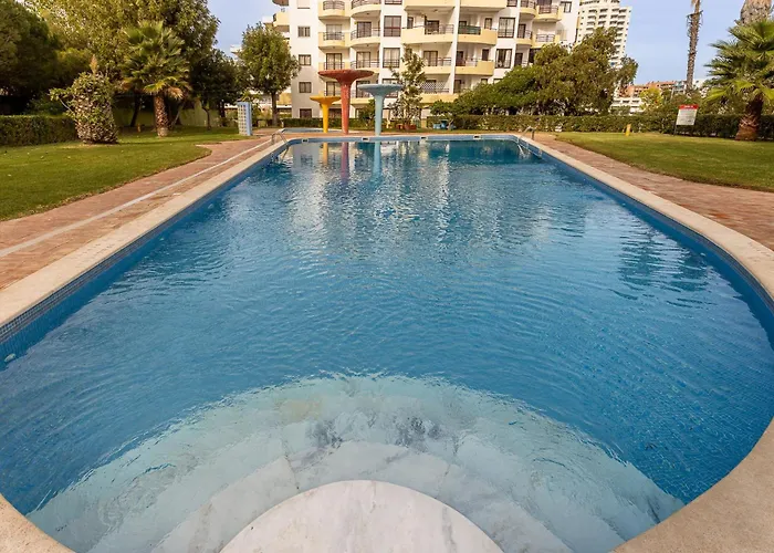 아파트 Beachfront 1 Bdr With Pool By Lovelystay 포티마오