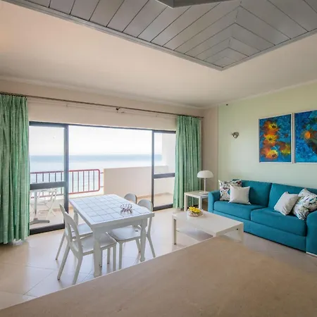 Beachfront 1 Bdr With Pool By Lovelystay Appartement